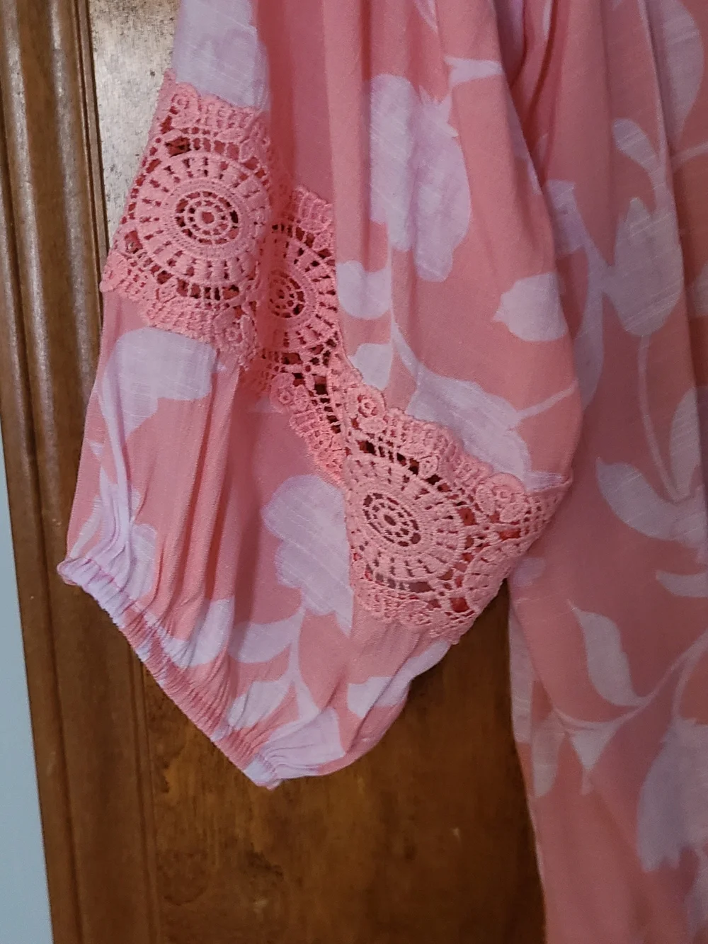 Lee Pink Floral Crochet-Sleeve Blouse